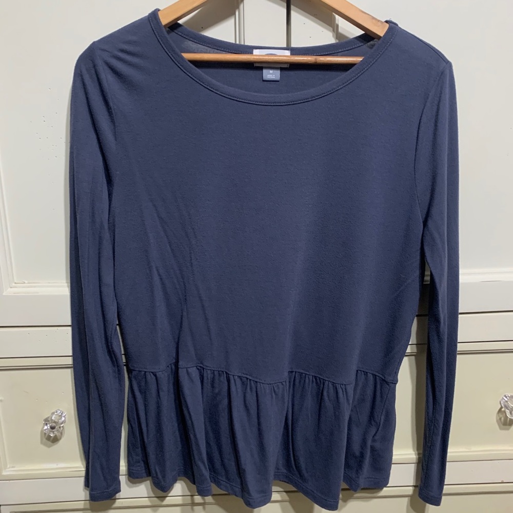 Women’s Old Navy blue/grey peplum blouse. Size:M